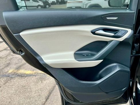 Used 2025 Audi Q6 e-tron Premium Plus w/ Premium Plus image 19