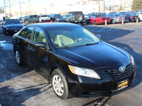 Used 2008 Toyota Camry LE image 4