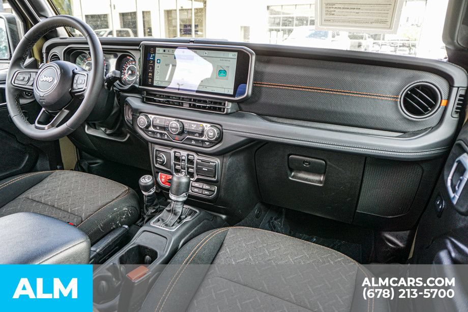 Used 2026 Jeep Gladiator Mojave AWD/4WD image 23