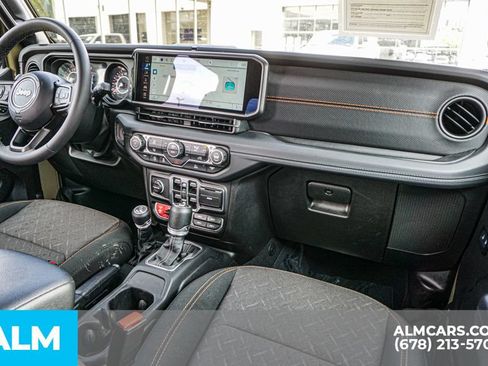 Used 2026 Jeep Gladiator Mojave AWD/4WD image 23