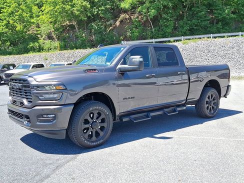 Used 2025 RAM 2500 Big Horn RWD image 6