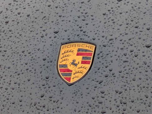 Used 2021 Porsche Macan image 7