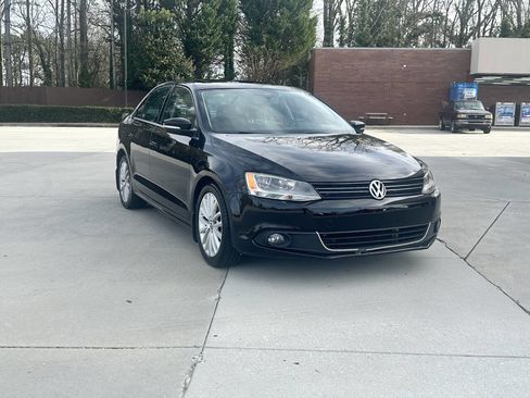 Used 2014 Volkswagen Jetta TDI image 3
