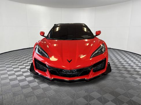 Used 2023 Chevrolet Corvette Z06 w/ Z07 Performance Package image 2