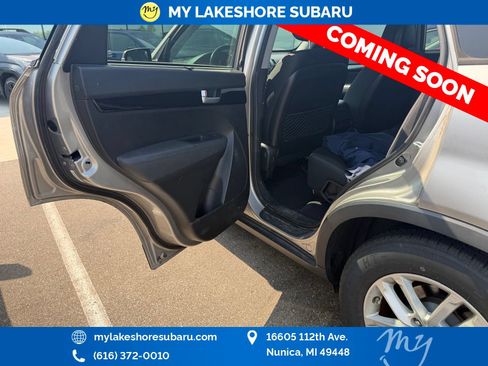 Used 2015 Kia Sorento LX AWD/4WD image 7
