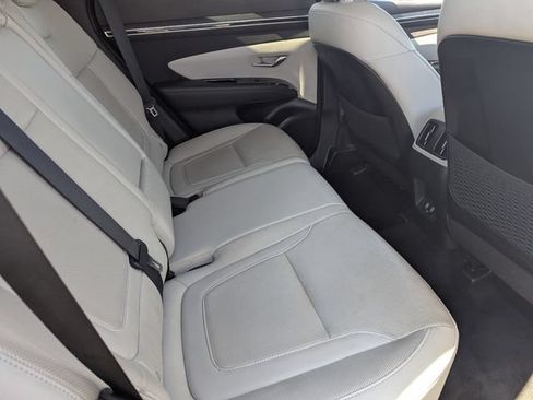 Used 2023 Hyundai Tucson Limited AWD/4WD image 11