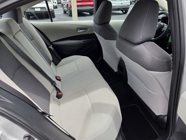Used 2020 Toyota Corolla LE FWD image 14