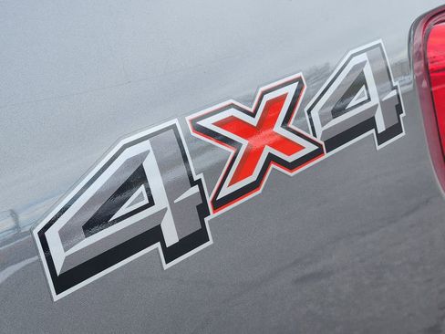 Used 2023 Ford F150 XLT image 14