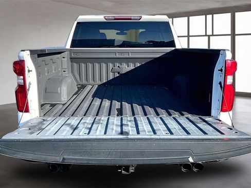 Used 2020 Chevrolet Silverado 1500 LT Trail Boss w/ Bed Protection Package image 18