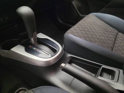 Used 2017 Honda Fit LX image 26