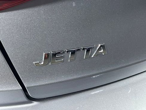 Used 2021 Volkswagen Jetta S image 29