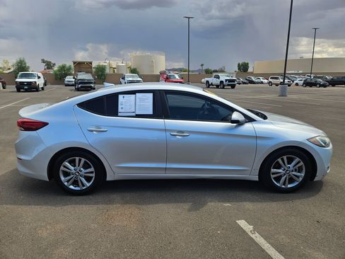 Used 2018 Hyundai Elantra SEL w/ Cargo Package FWD image 6