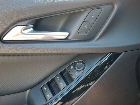 Used 2026 Chevrolet Equinox LT FWD image 20