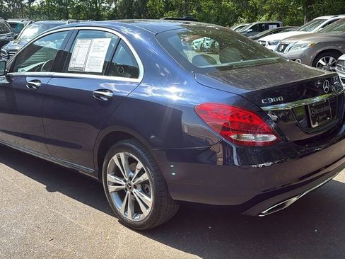Used 2018 Mercedes-Benz C 300 4MATIC Sedan image 6