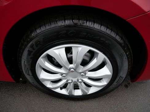 Used 2014 Hyundai Accent GS image 37