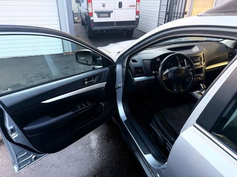 Used 2014 Subaru Outback 2.5i image 22