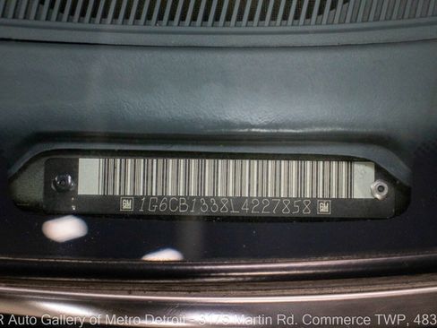 Used 1990 Cadillac Fleetwood Coupe FWD image 17