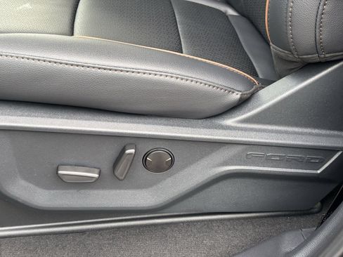 New 2026 Ford F250 Lariat w/ Chrome Package image 17