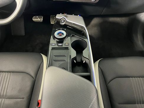 Used 2024 Kia EV6 GT-Line image 17