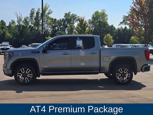 Used 2024 GMC Sierra 1500 AT4 w/ Technology Package AWD/4WD image 5