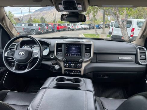 Used 2020 RAM 1500 Laramie AWD/4WD image 21