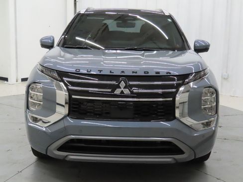 New 2026 Mitsubishi Outlander SEL image 8