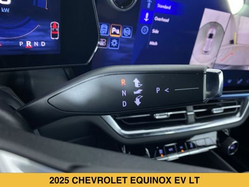 Used 2025 Chevrolet Equinox EV LT w/ Convenience Package FWD image 7