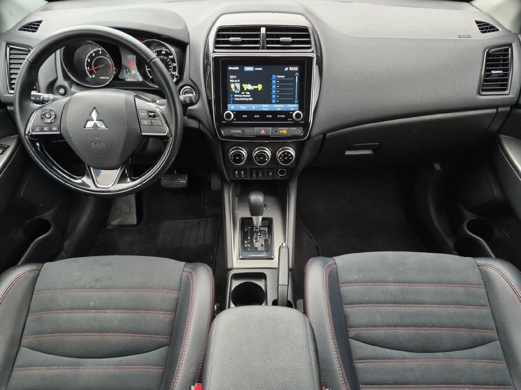 Used 2025 Mitsubishi Outlander Sport SE AWD/4WD image 25