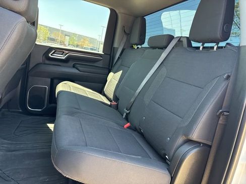 Used 2025 Chevrolet Silverado 2500 LT w/ Convenience Package AWD/4WD image 14