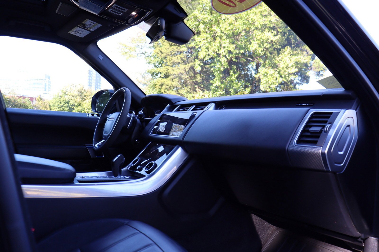 Used 2020 Land Rover Range Rover Sport HST AWD/4WD image 19