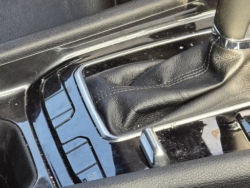 Used 2023 Jeep Compass Latitude w/ Convenience Group image 16