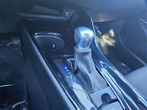 Used 2021 Toyota C-HR XLE image 12