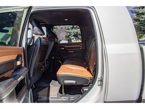 Used 2019 RAM 2500 Limited AWD/4WD image 16