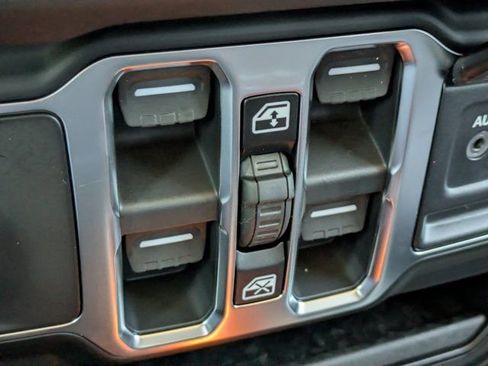 New 2026 Jeep Wrangler Unlimited Sport AWD/4WD image 20