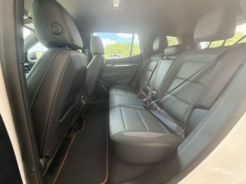 New 2026 GMC Terrain AT4 w/ Technology Package II AWD/4WD image 30