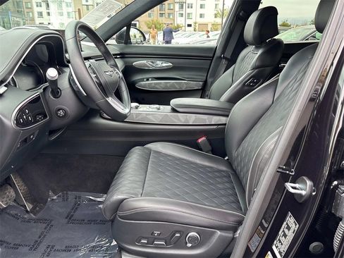 Used 2025 Genesis GV70 3.5T Sport w/ Sport Advanced Package image 31