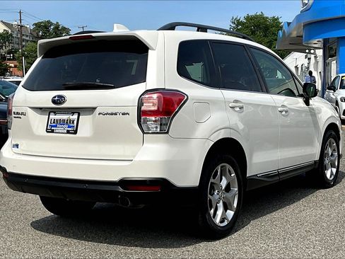 Used 2018 Subaru Forester 2.5i Touring AWD/4WD image 2