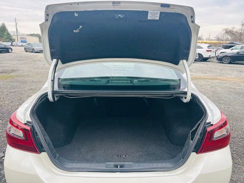 Used 2018 Nissan Altima 2.5 SR w/ SR Special Edition image 13