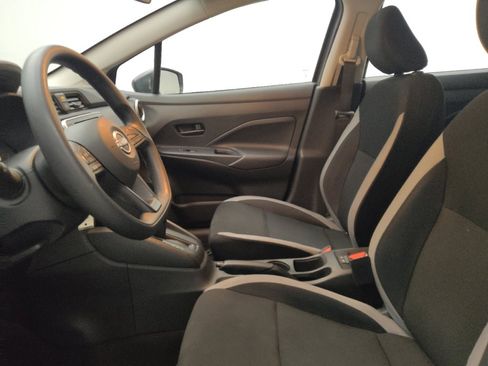 Used 2025 Nissan Versa S w/ Trunk Package image 17