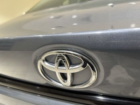 Used 2021 Toyota Corolla LE FWD image 26