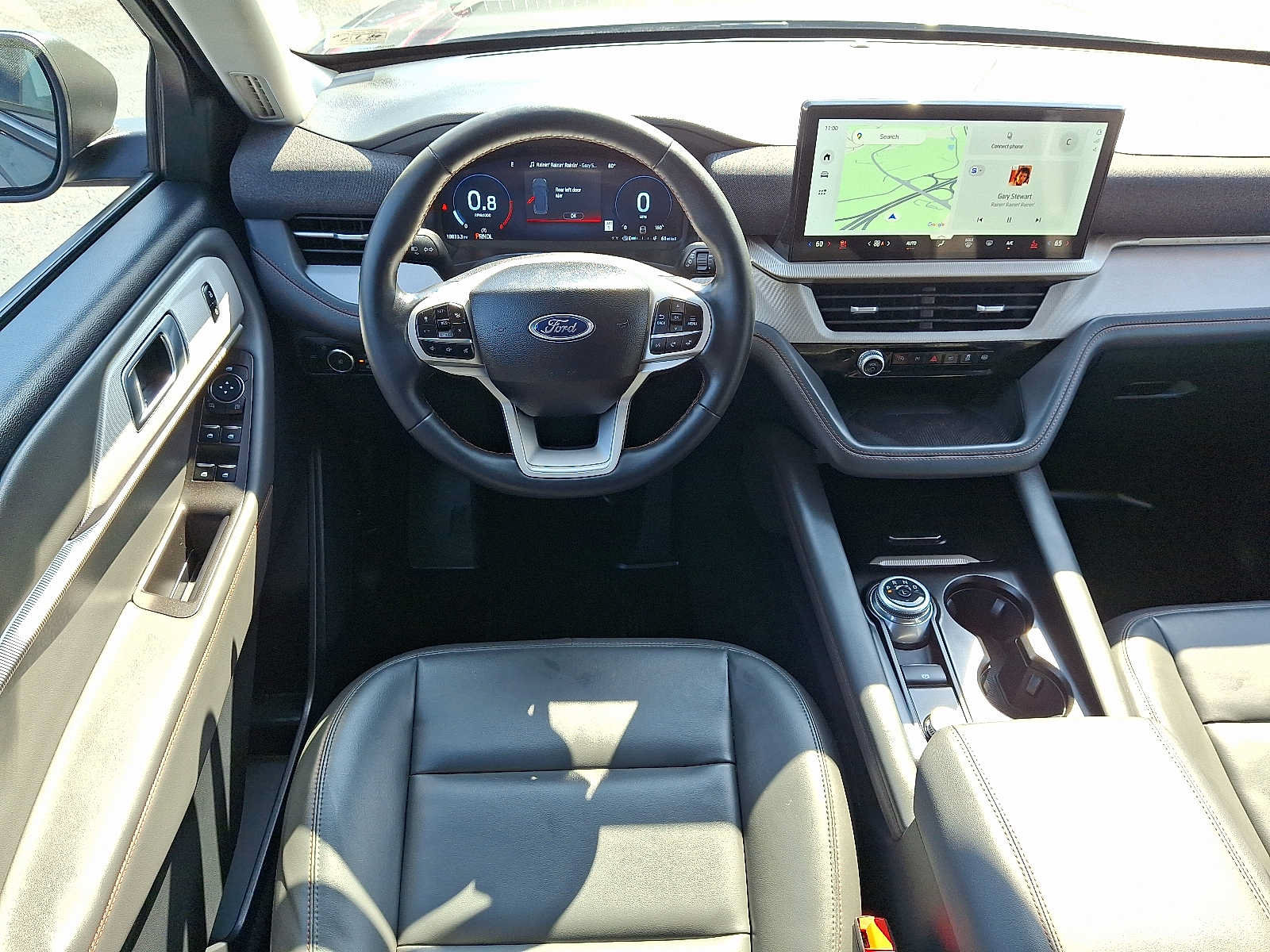 Used 2025 Ford Explorer Active w/ Active Comfort Package AWD/4WD image 11