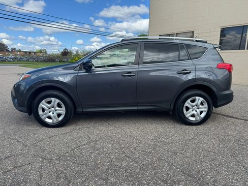 Used 2015 Toyota RAV4 LE AWD/4WD image 5