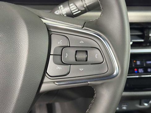 New 2026 Buick Envista Avenir image 19