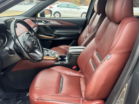 Used 2018 MAZDA CX-9 Signature image 4