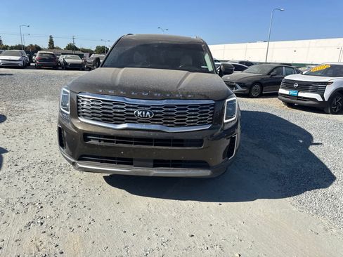 Used 2021 Kia Telluride S FWD image 2