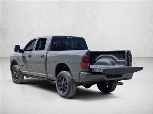 New 2026 RAM 2500 Laramie AWD/4WD image 8