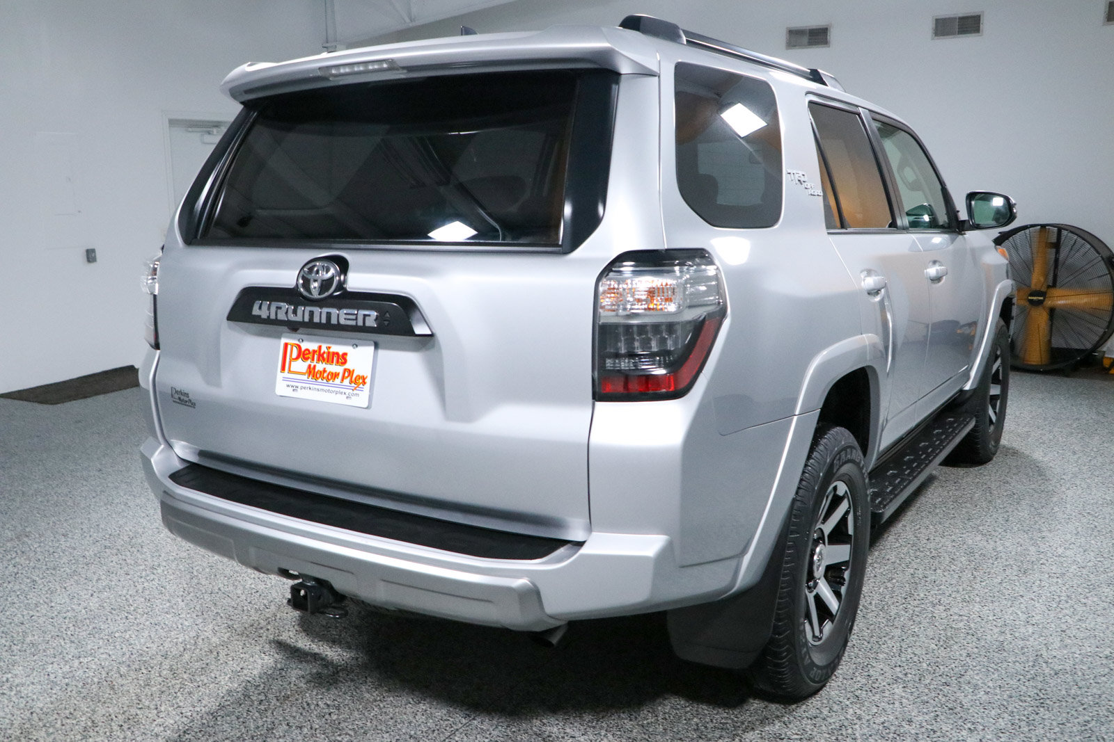Used 2023 Toyota 4Runner TRD Off-Road Premium AWD/4WD image 7