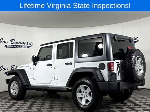 Used 2012 Jeep Wrangler Unlimited Rubicon w/ Dual Top Group image 8
