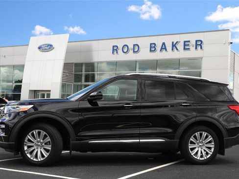 Certified 2021 Ford Explorer Limited w/ Hybrid Equipment Group 310A AWD/4WD image 3