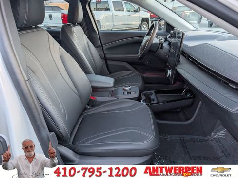 Used 2023 Ford Mustang Mach-E Premium image 11